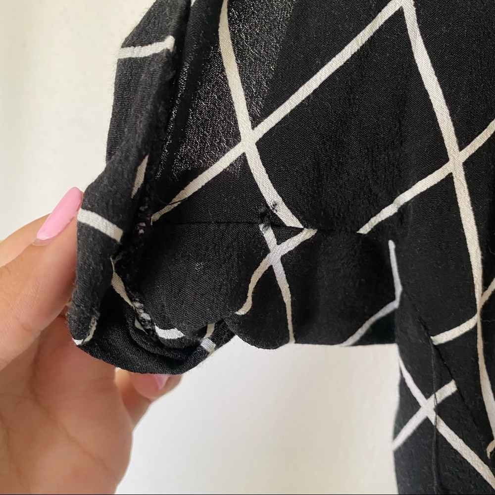Loose button down top - Picture 4 of 4